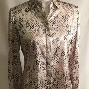 Ann Taylor SZ 6 Snakeskin Design 91% silk 9% spand